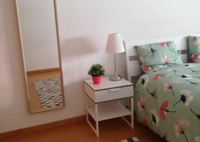 Live In Apartament *